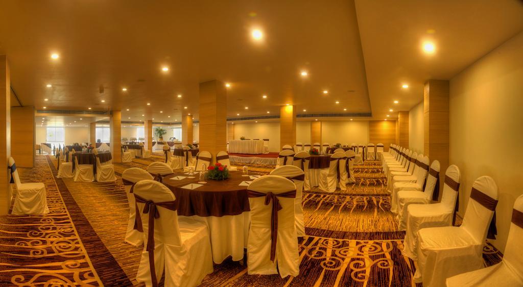 Hotel Le Ruchi The Prince Майсур Экстерьер фото